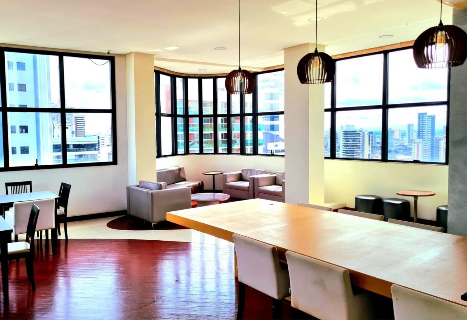 Royal Plaza Duplex Umarizal *
